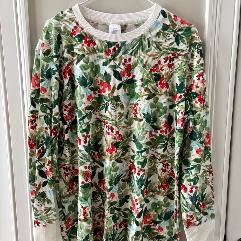 Stars Above Red and Green Floral Top and jogger bottom pajama set - Picture 4 of 8